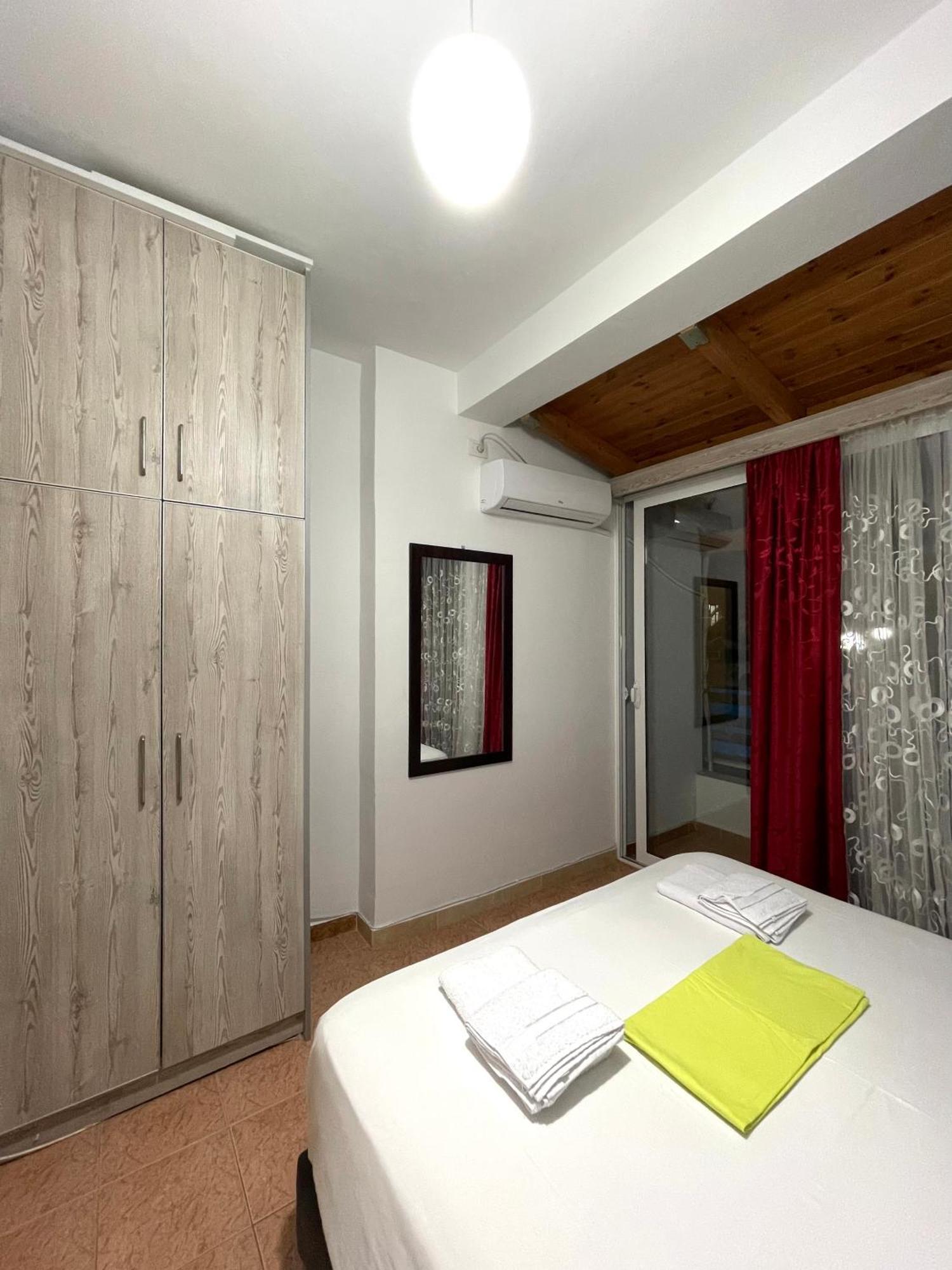 Apartments Monika Sarandë Eksteriør billede