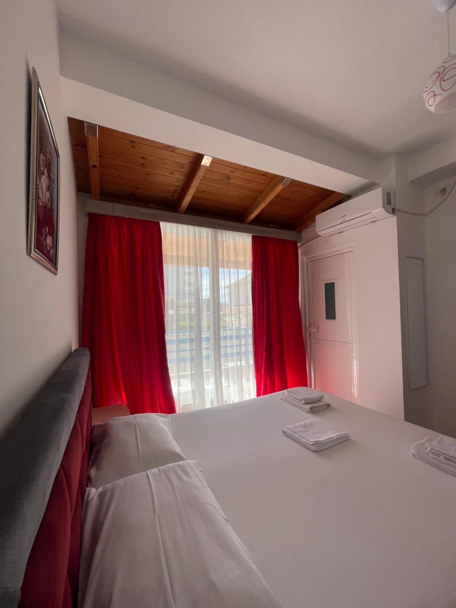 Apartments Monika Sarandë Eksteriør billede