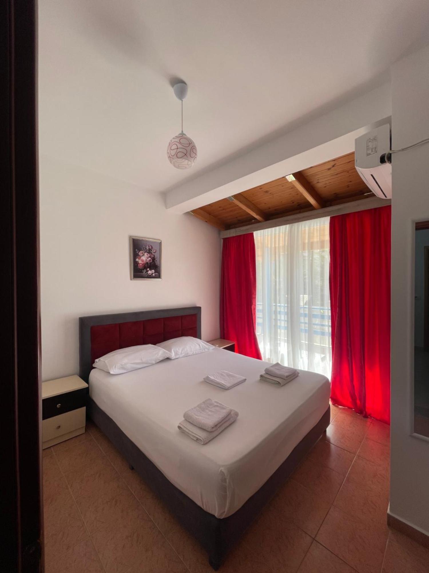Apartments Monika Sarandë Eksteriør billede
